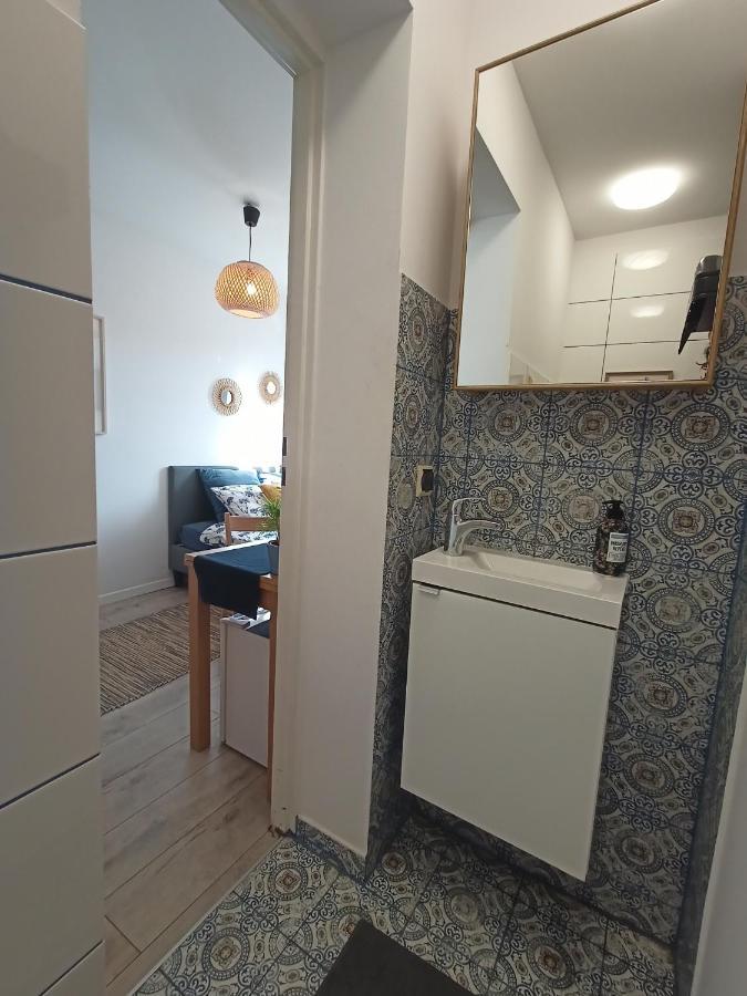 Hostel Lemuria Z Lazienka Szkolna